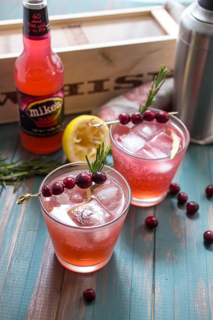 Cranberry Whiskey Sour | girlinthelittleredkitchen.com