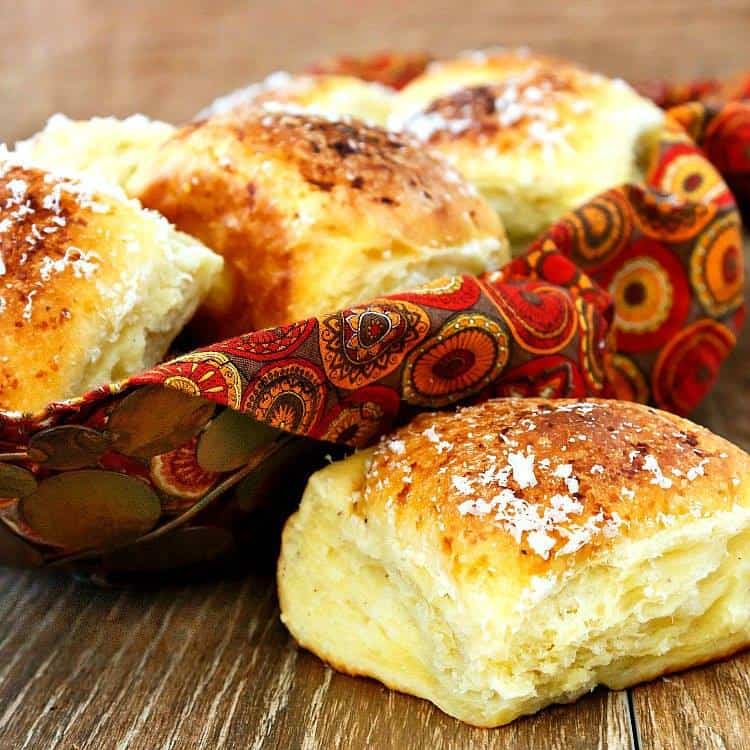 Parmesan-Garlic Potato Pull-Apart Rolls | Pastry Chef Online