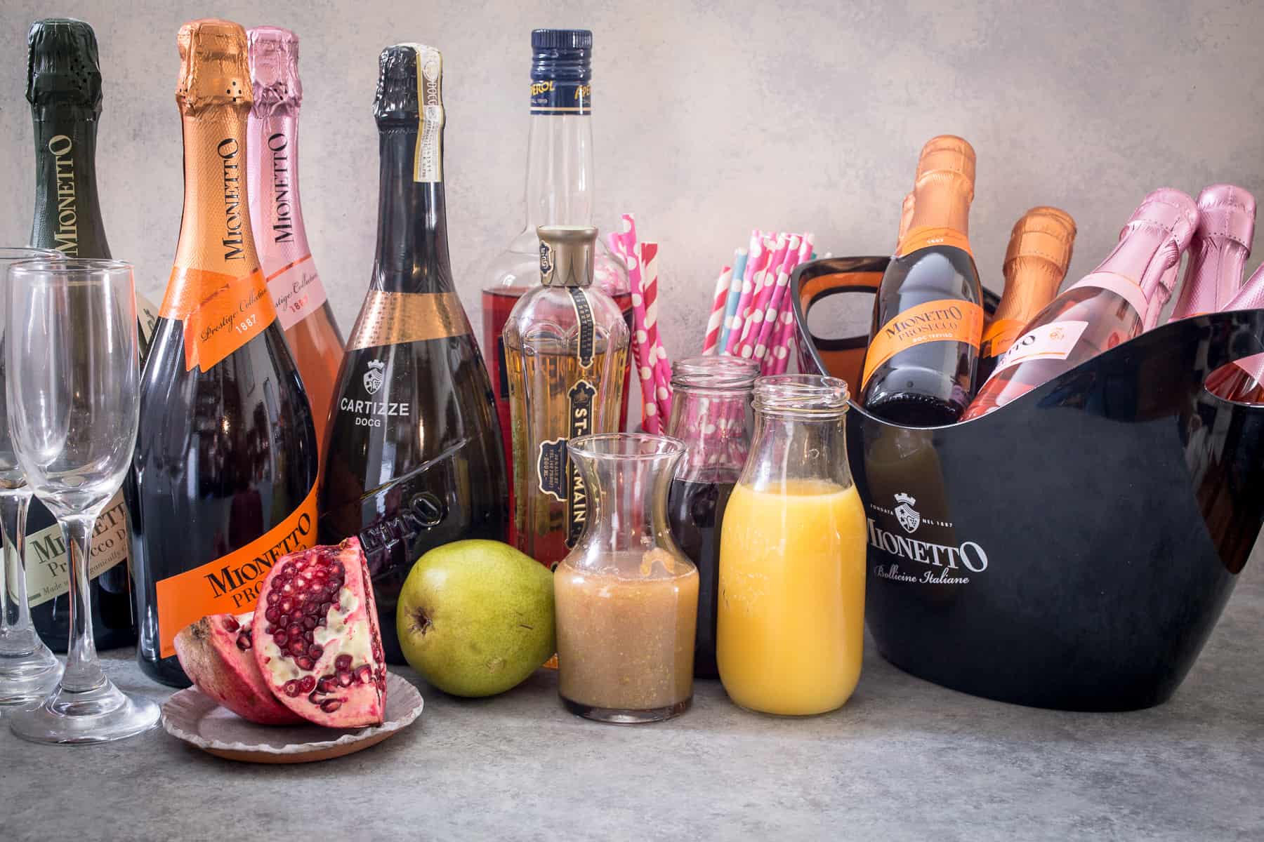 Boozy Mobile Mimosa Bar Set Up with Champagne, Custom Bar Sign, Juice and  More